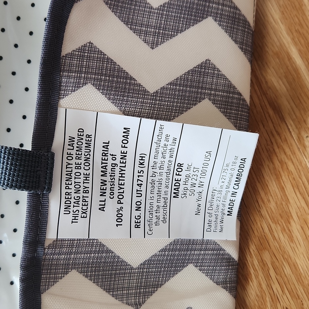 Skip Hop Portable Changing Pad - Picture 8 of 10